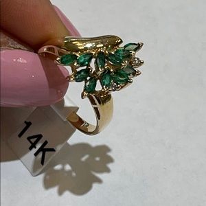 14k yellow gold emerald ring